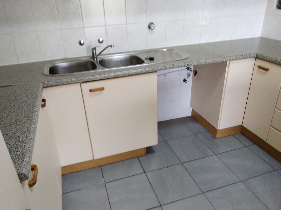 To Let 2 Bedroom Property for Rent in Van Ryneveld Western Cape